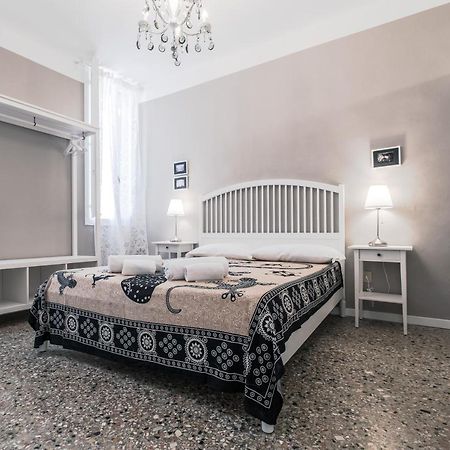 Appartamento Ai Greci Residenza Quaggio Venesia Bagian luar foto